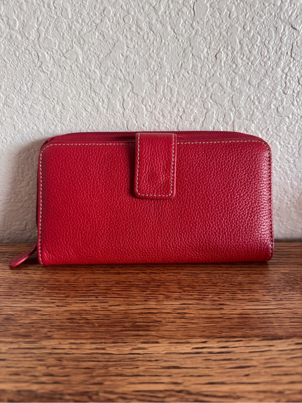 Mundi Red Pebbled Genuine Leather Zip Snap Women’s Wallet